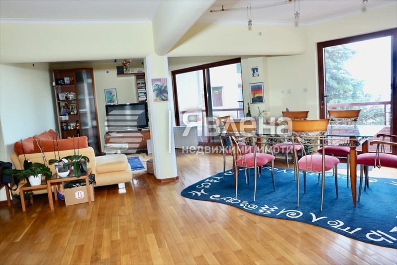 Продава  Многостаен град Варна , Бриз , 171 кв.м | 24689731