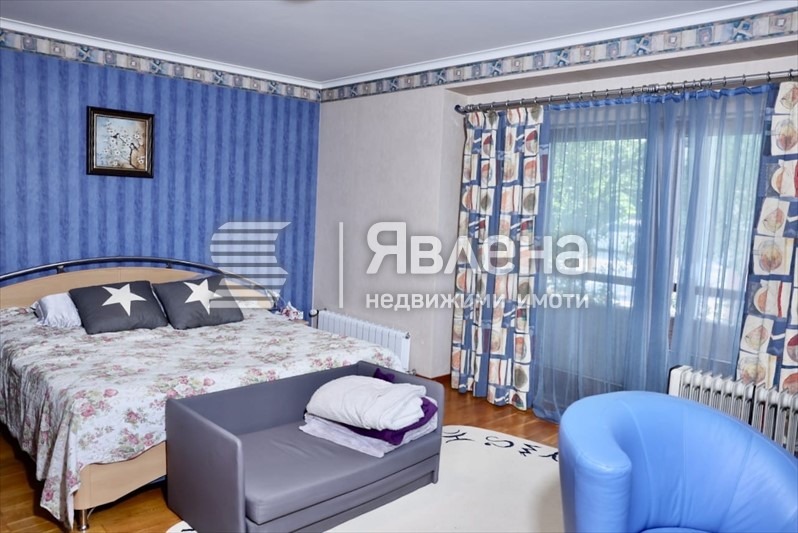 Продава  Многостаен град Варна , Бриз , 171 кв.м | 24689731 - изображение [9]