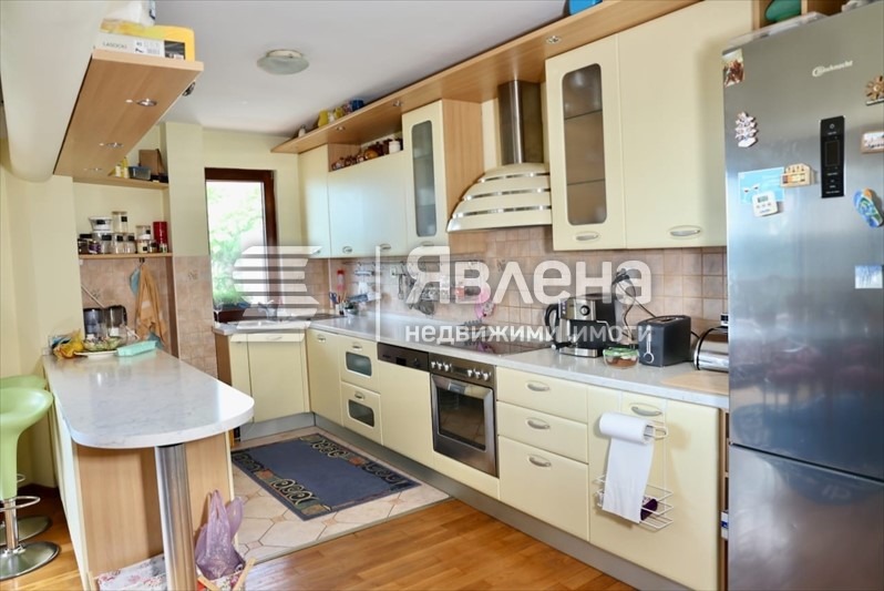 Продава  Многостаен град Варна , Бриз , 171 кв.м | 24689731 - изображение [13]