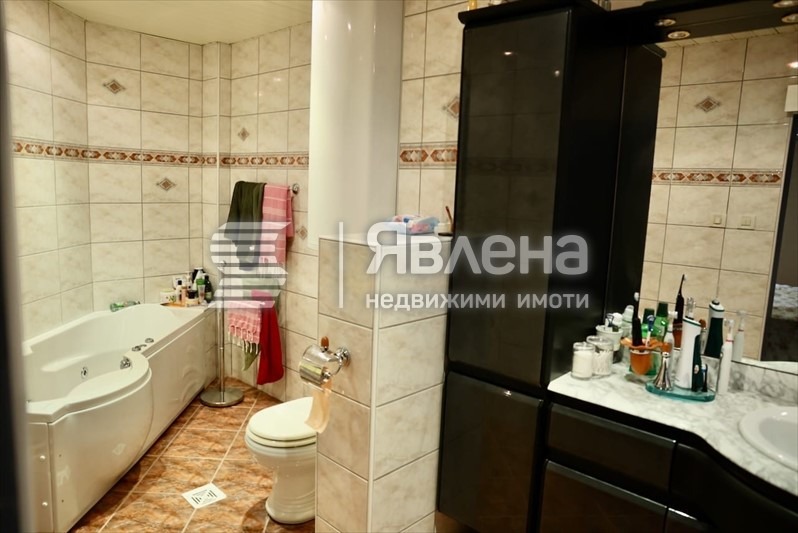 Продава  Многостаен град Варна , Бриз , 171 кв.м | 24689731 - изображение [5]