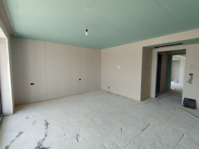 Till salu  Hus Varna , m-t Manastirski rid , 343 kvm | 35562569 - bild [12]