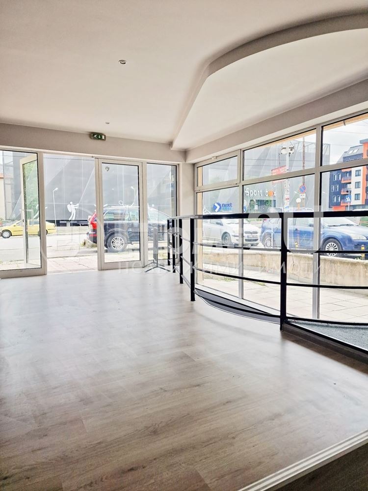 Myytävänä  Myymälä Sofia , Vitoša , 372 neliömetriä | 81650788 - kuva [3]