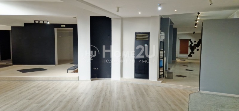 Myytävänä  Myymälä Sofia , Vitoša , 372 neliömetriä | 81650788 - kuva [16]