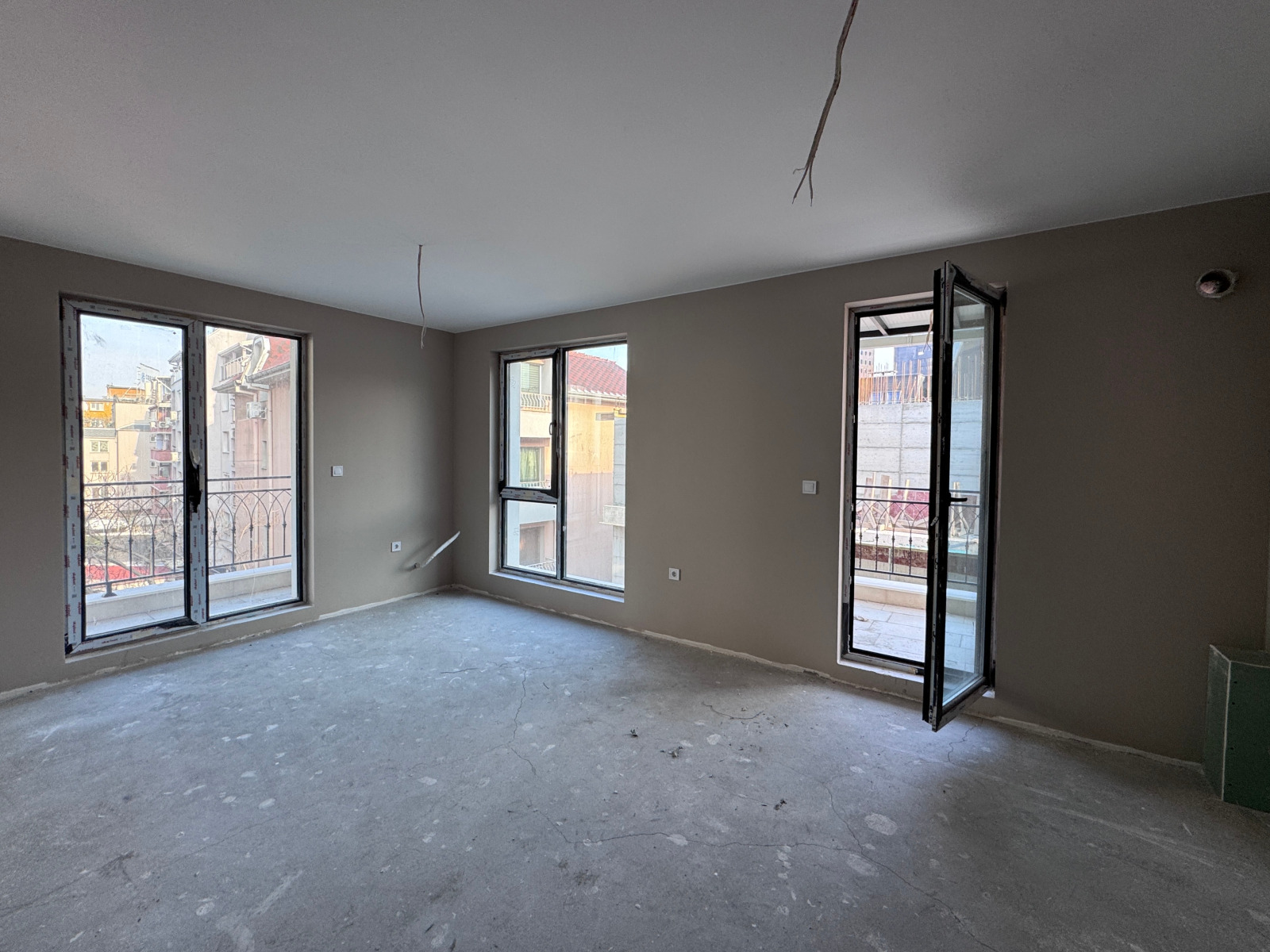 Продава ЕТАЖ ОТ КЪЩА, гр. Пловдив, Кършияка, снимка 12 - Етаж от къща - 53783917