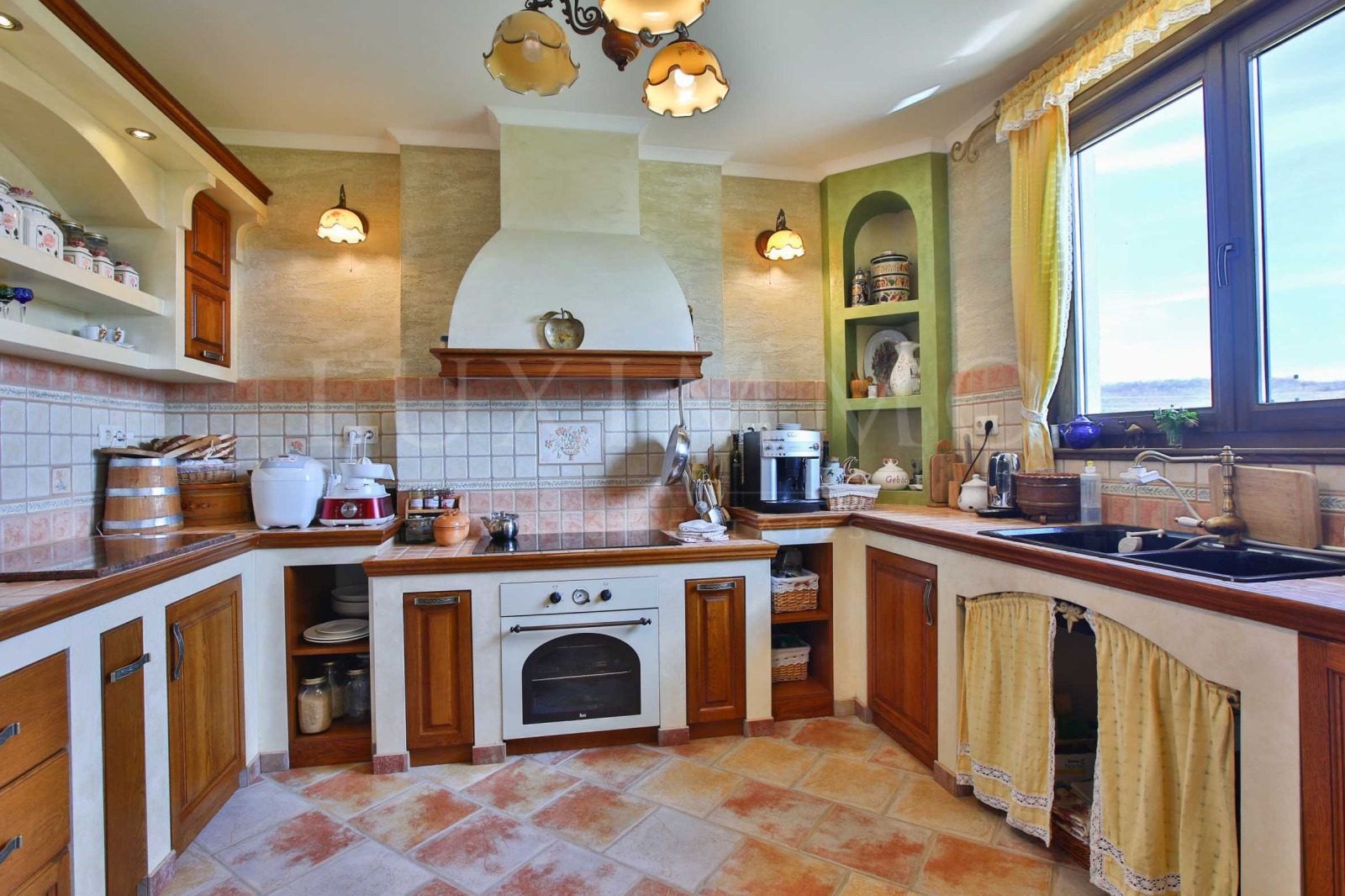 Продава КЪЩА, с. Ковачевци, област Перник, снимка 2 - Къщи - 45856223