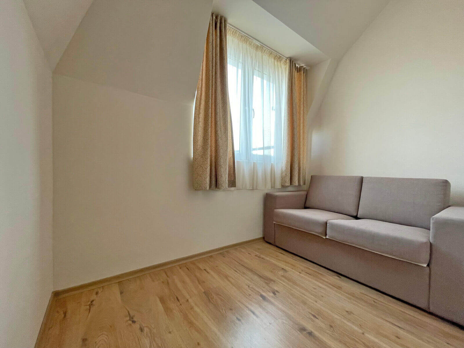 ������� 1-����� | Imot.bg � ����������� 8