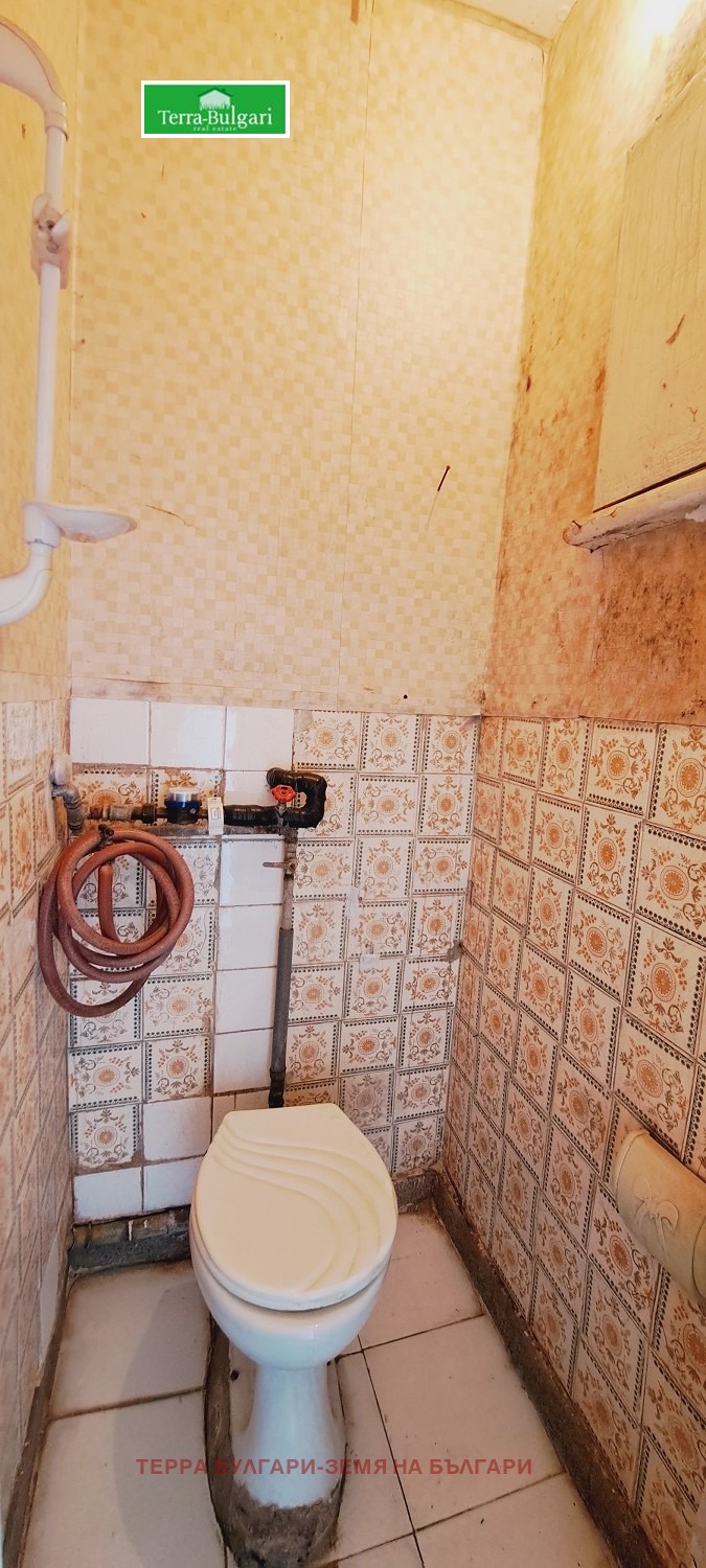 Na prodej  1 ložnice Pernik , Centar , 38 m2 | 92430876 - obraz [12]