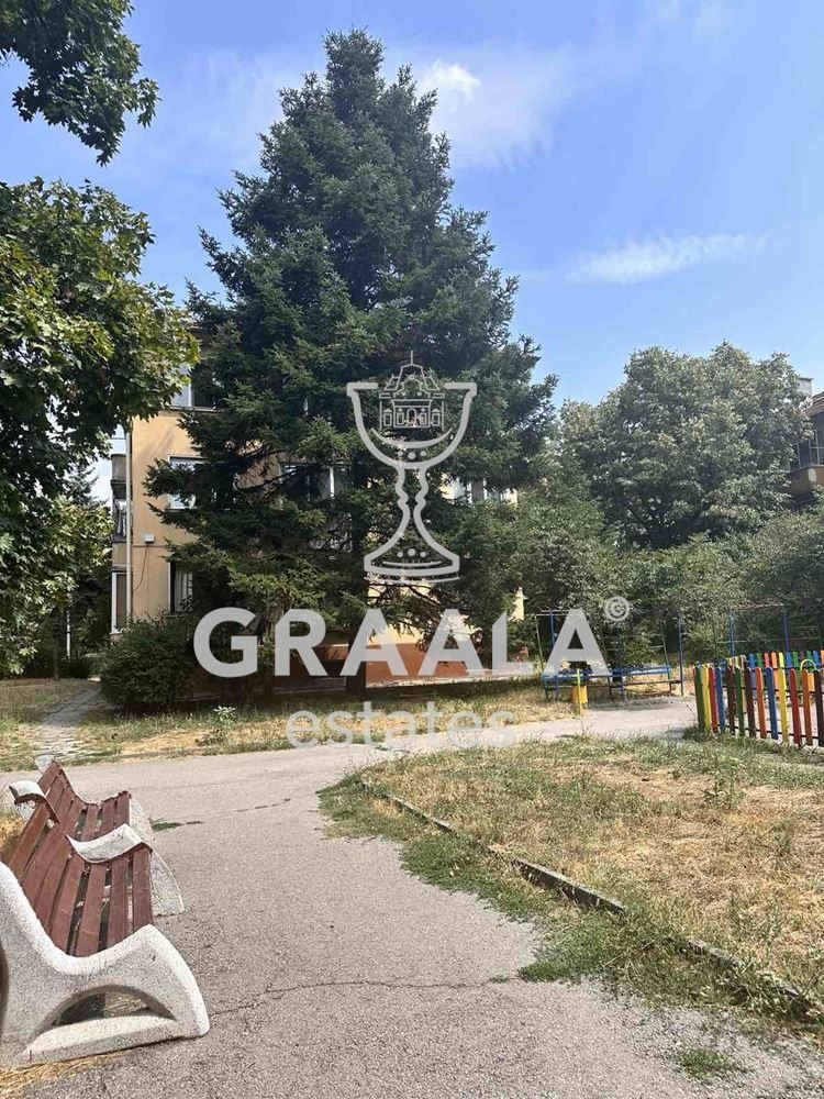 Продава  3-стаен град София , Оборище , 120 кв.м | 11288066