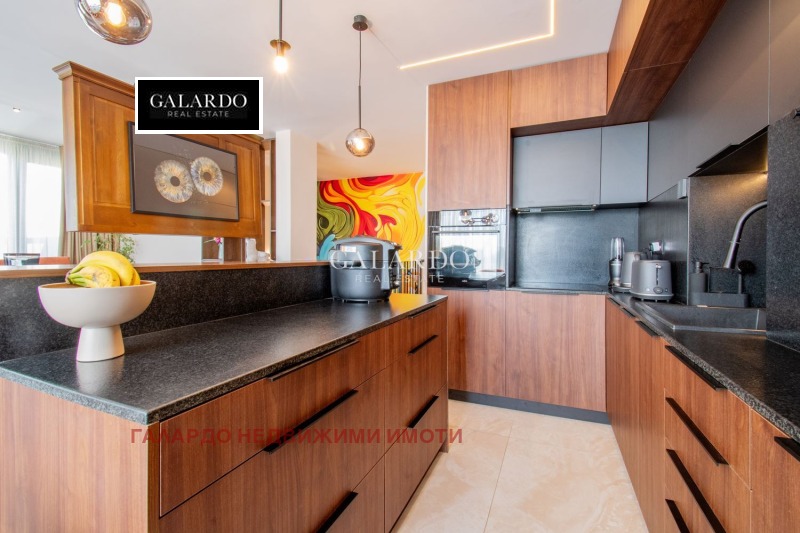 Продава  4-стаен град София , Света Троица , 190 кв.м | 61753227 - изображение [5]