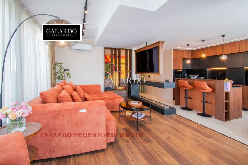 Продава 4-СТАЕН, град София, Света Троица • 450000 € • 92611144 — Holmes.bg