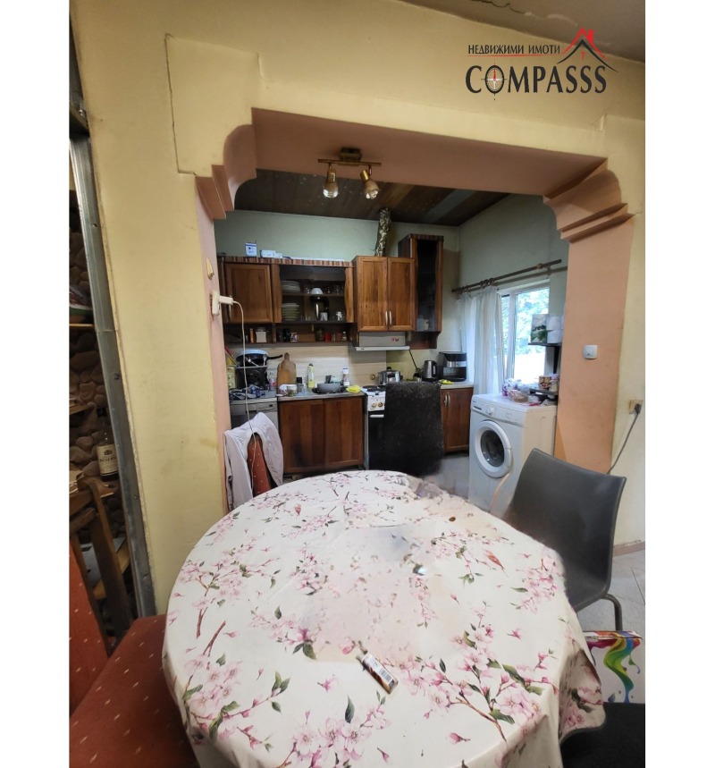 Продава  Къща град Добрич , Център , 71 кв.м | 42963020 - изображение [2]