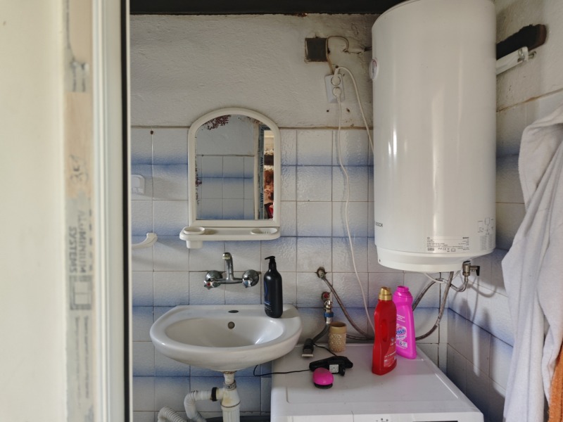 Продава КЪЩА, гр. Каварна, област Добрич, снимка 5 - Къщи - 52606597