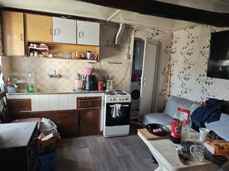 Продава КЪЩА, гр. Каварна, област Добрич, снимка 2 - Къщи - 52606597