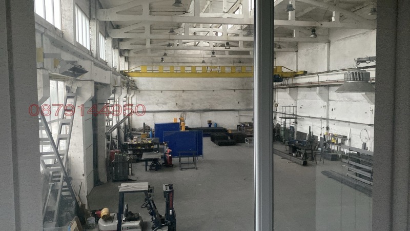 Продава ПРОМ. ПОМЕЩЕНИЕ, гр. Враца, Промишлена зона, снимка 10 - Производствени сгради - 53535124