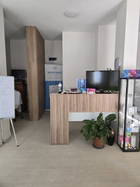 ОФИС, 82 m2