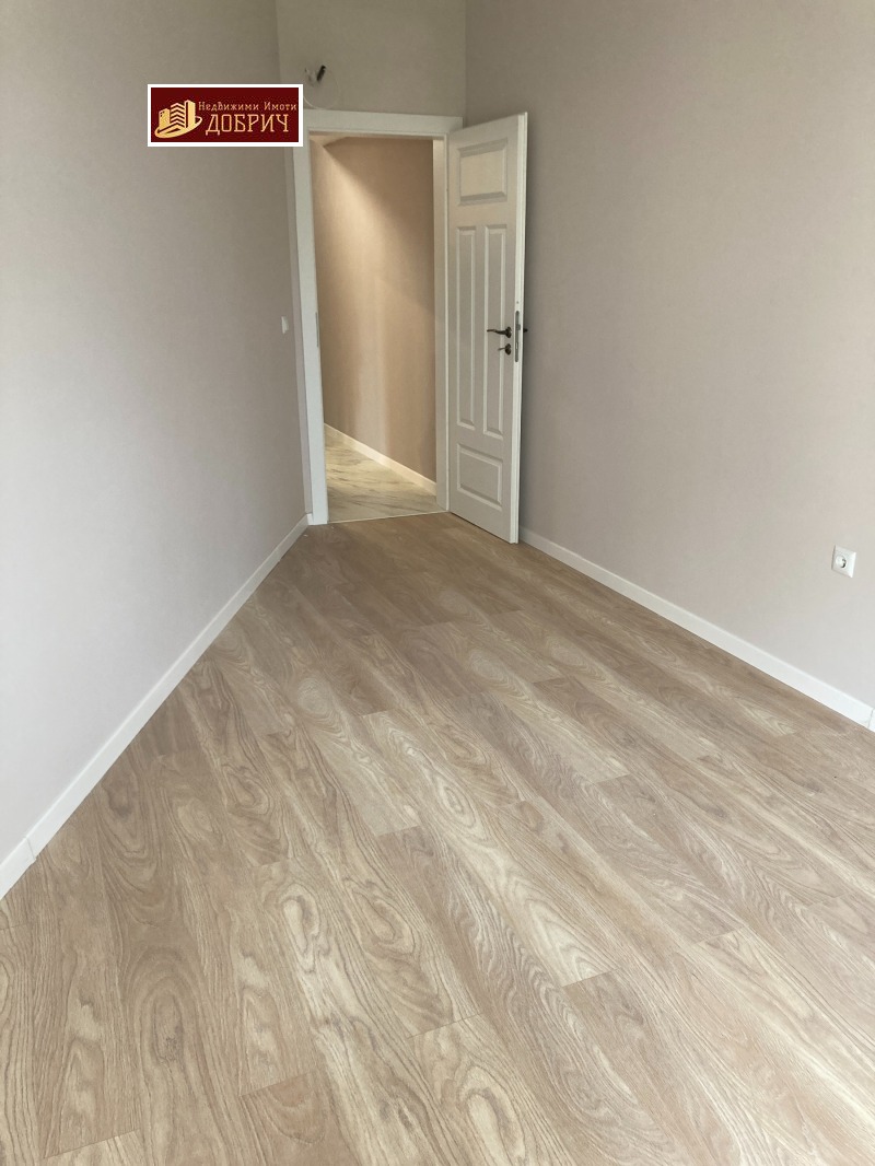 Продава  2-стаен град Варна , к.к. Св.Св. Константин и Елена , 67 кв.м | 79552766 - изображение [3]
