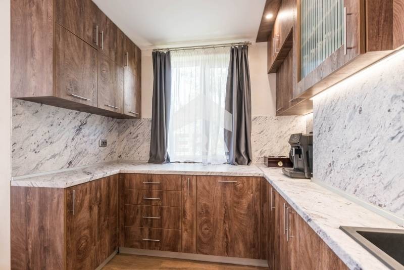 Продава 3-СТАЕН, гр. Варна, м-т Пчелина, снимка 4 - Апартаменти - 52538537