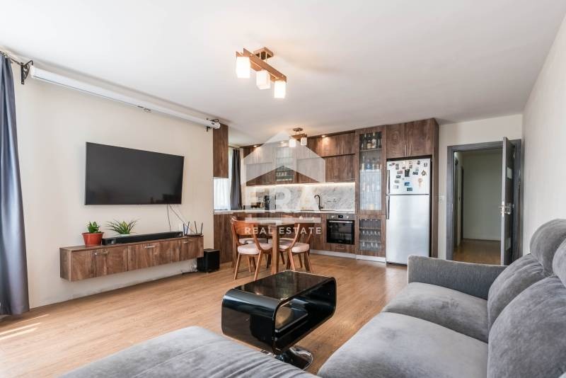 Продава 3-СТАЕН, гр. Варна, м-т Пчелина, снимка 2 - Апартаменти - 52538537