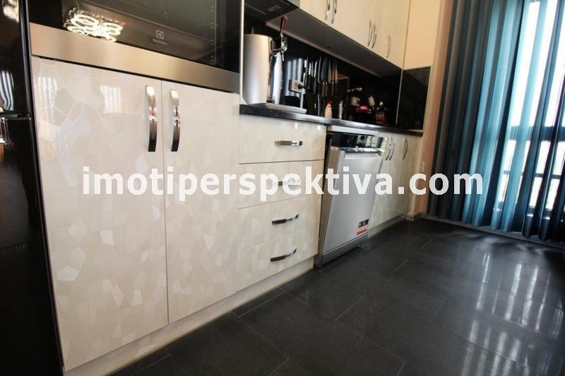 Продава 3-СТАЕН, гр. Пловдив, Кючук Париж, снимка 4 - Апартаменти - 55570321