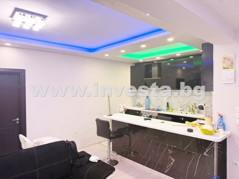 Продава 3-СТАЕН, гр. Пловдив, Център, снимка 2 - Апартаменти - 55591468