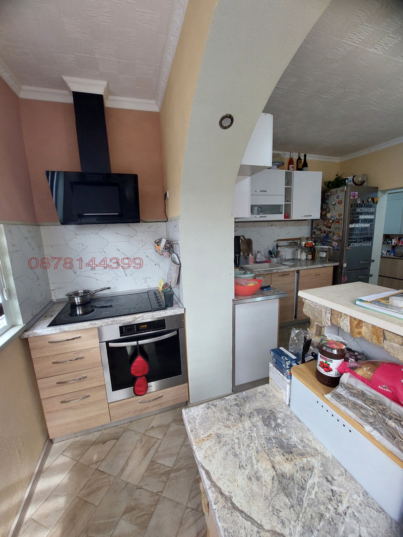 Продава 4-СТАЕН, гр. Плевен, Сторгозия, снимка 5 - Апартаменти - 53450118