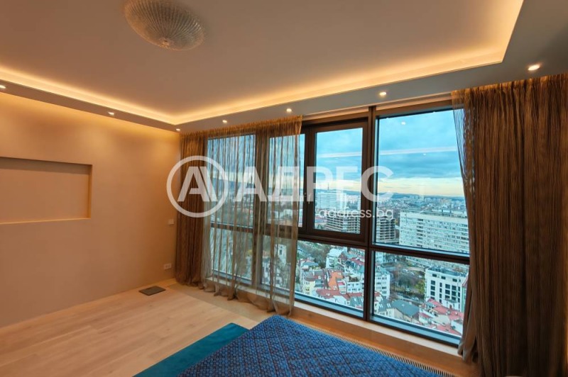 Продава МНОГОСТАЕН, гр. София, Център, снимка 15 - Апартаменти - 53588867