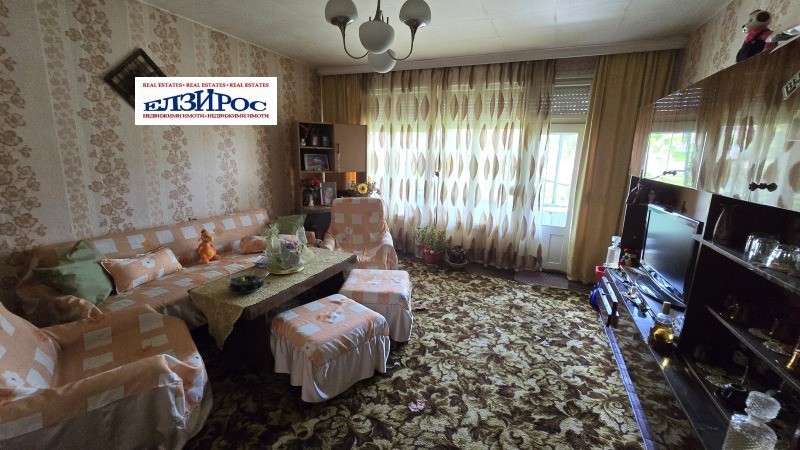 Продава  Къща град Кюстендил , Никола Въжаров , 120 кв.м | 71394503