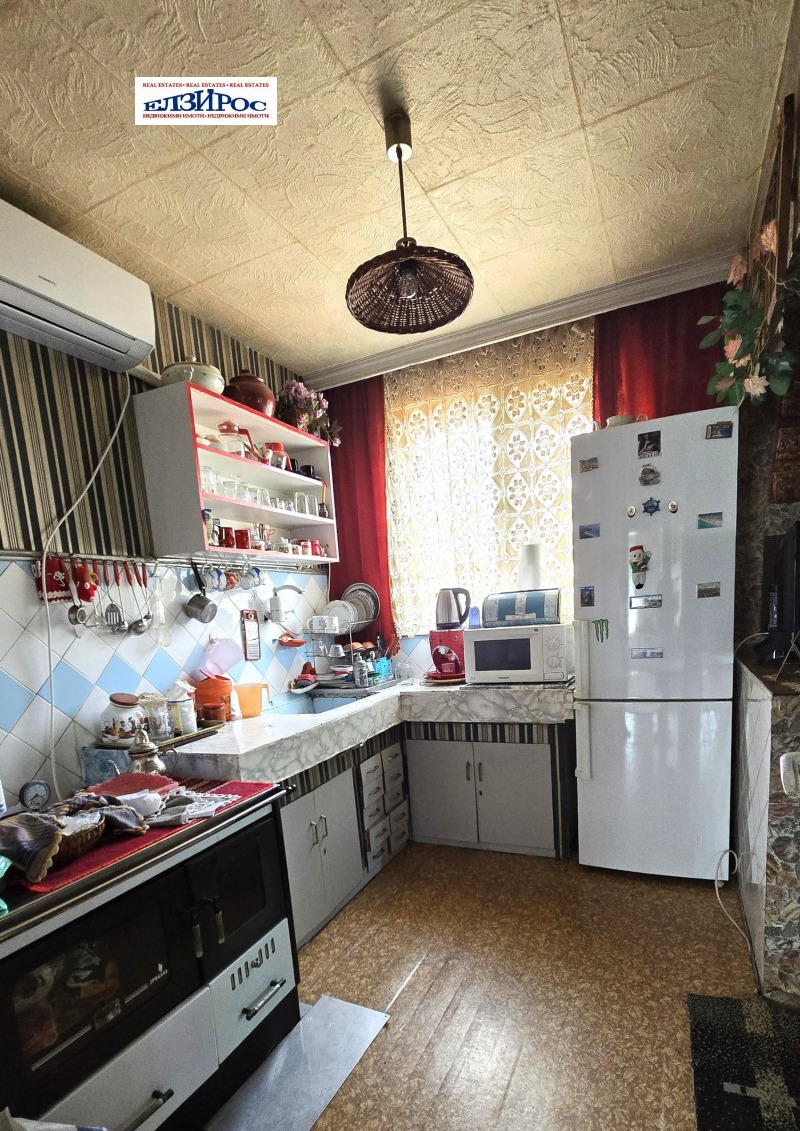 Продава  Къща град Кюстендил , Никола Въжаров , 120 кв.м | 71394503 - изображение [6]