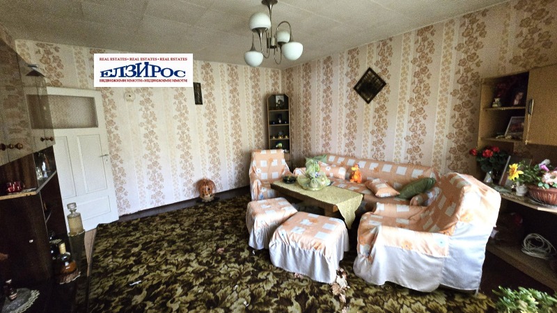 Продава  Къща град Кюстендил , Никола Въжаров , 120 кв.м | 71394503 - изображение [2]