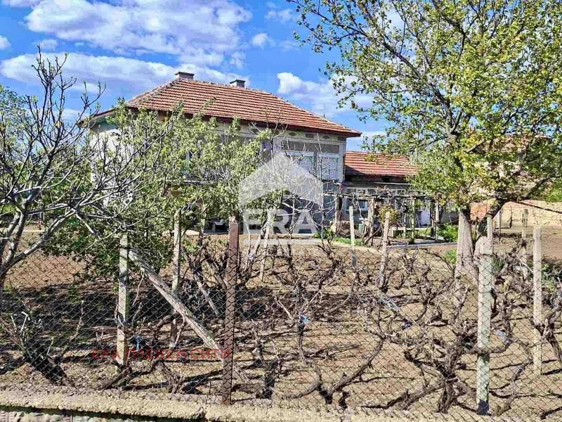 Продава КЪЩА, с. Въбел, област Плевен, снимка 3 - Къщи - 54304364