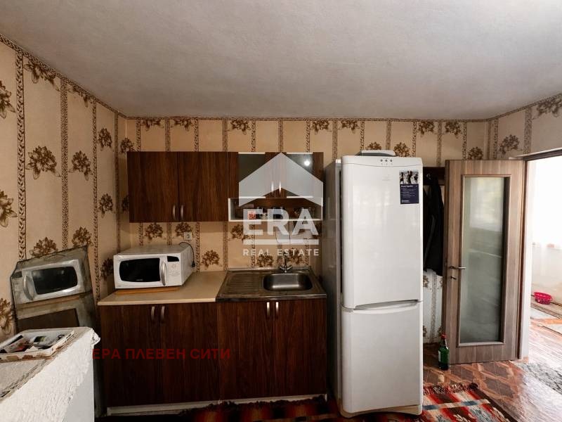 Продава КЪЩА, с. Въбел, област Плевен, снимка 6 - Къщи - 54304364