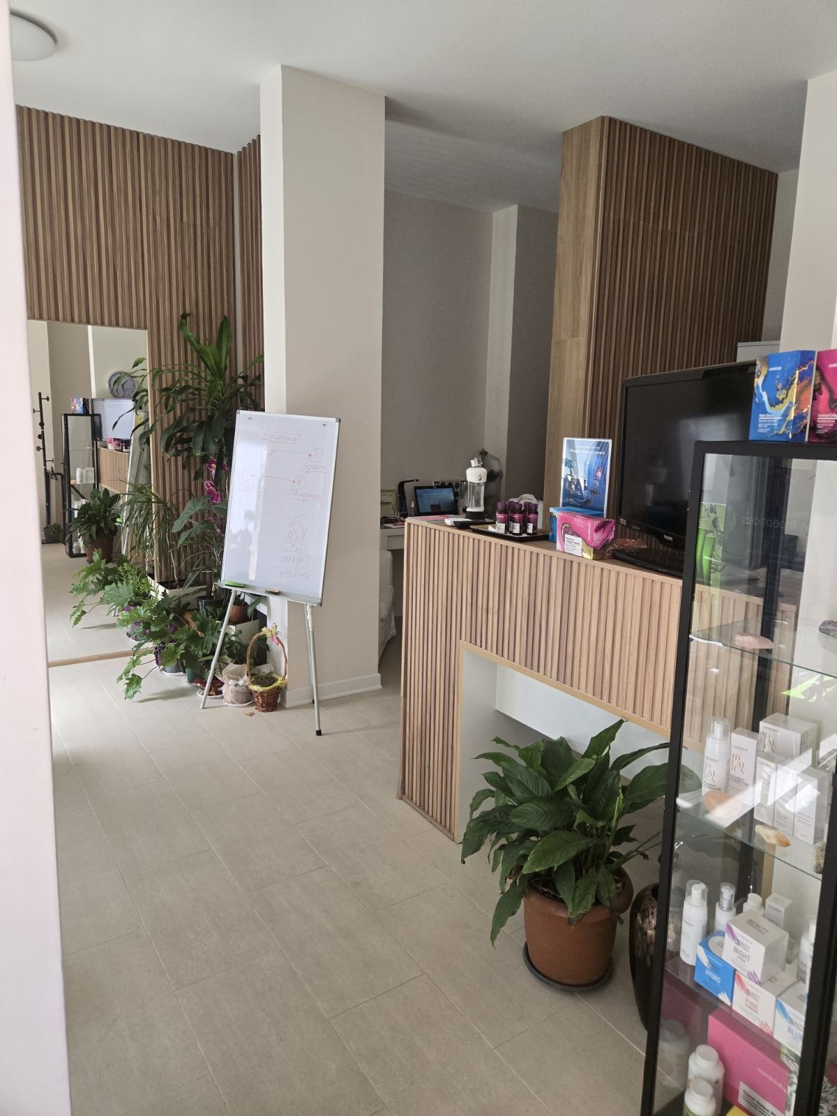 Продава ОФИС, гр. София, Център, снимка 3 - Офиси - 55546200