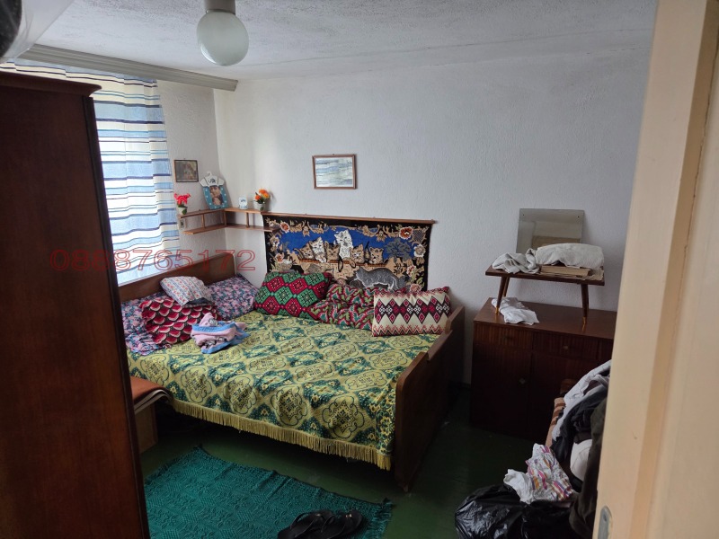 Продава КЪЩА, с. Леденик, област Велико Търново, снимка 13 - Къщи - 52780318