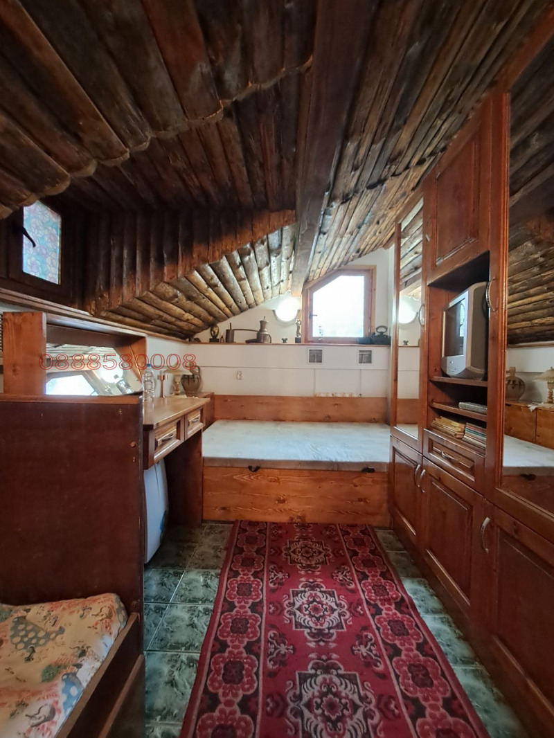 Продава ВИЛА, с. Садовец, област Плевен, снимка 8 - Вили - 52779869