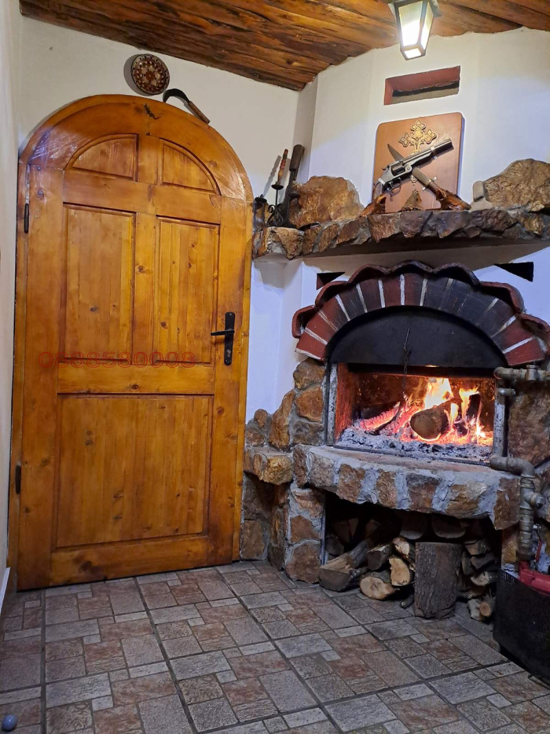 Продава ВИЛА, с. Садовец, област Плевен, снимка 6 - Вили - 52779869