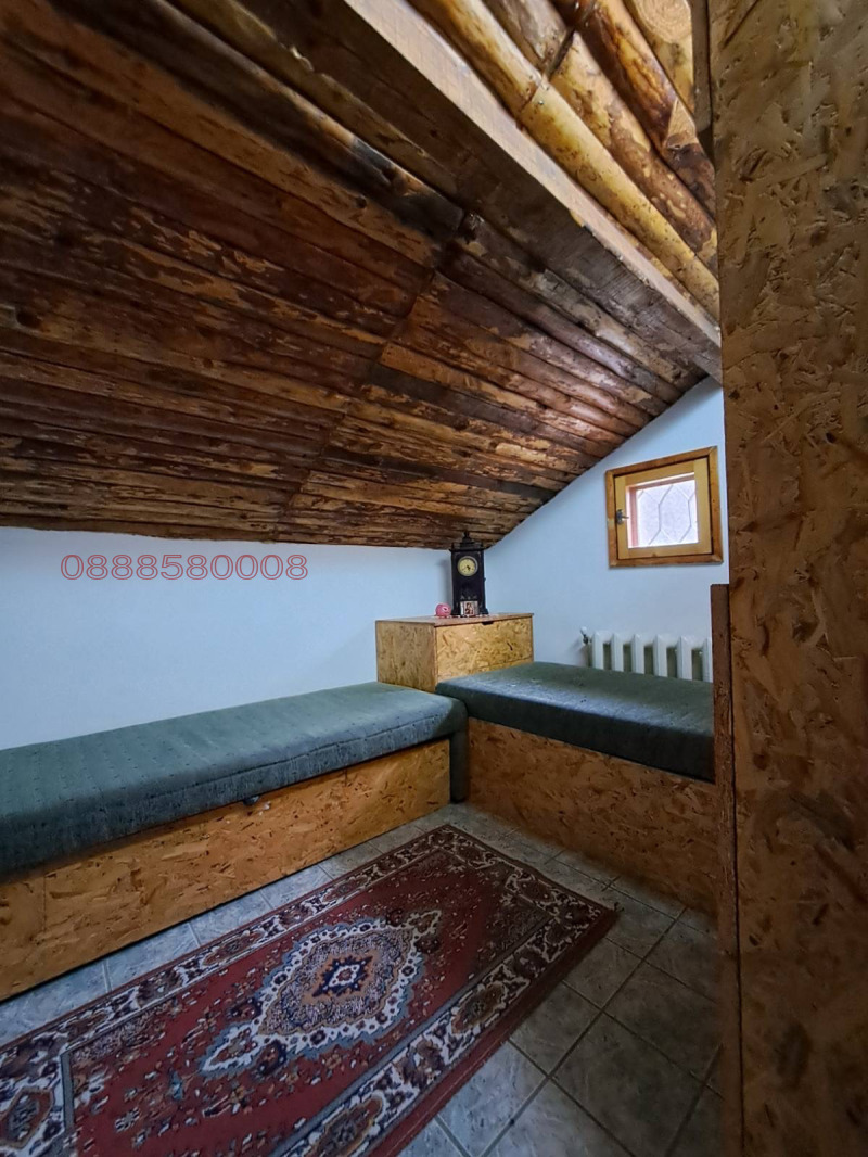 Продава ВИЛА, с. Садовец, област Плевен, снимка 15 - Вили - 52779869