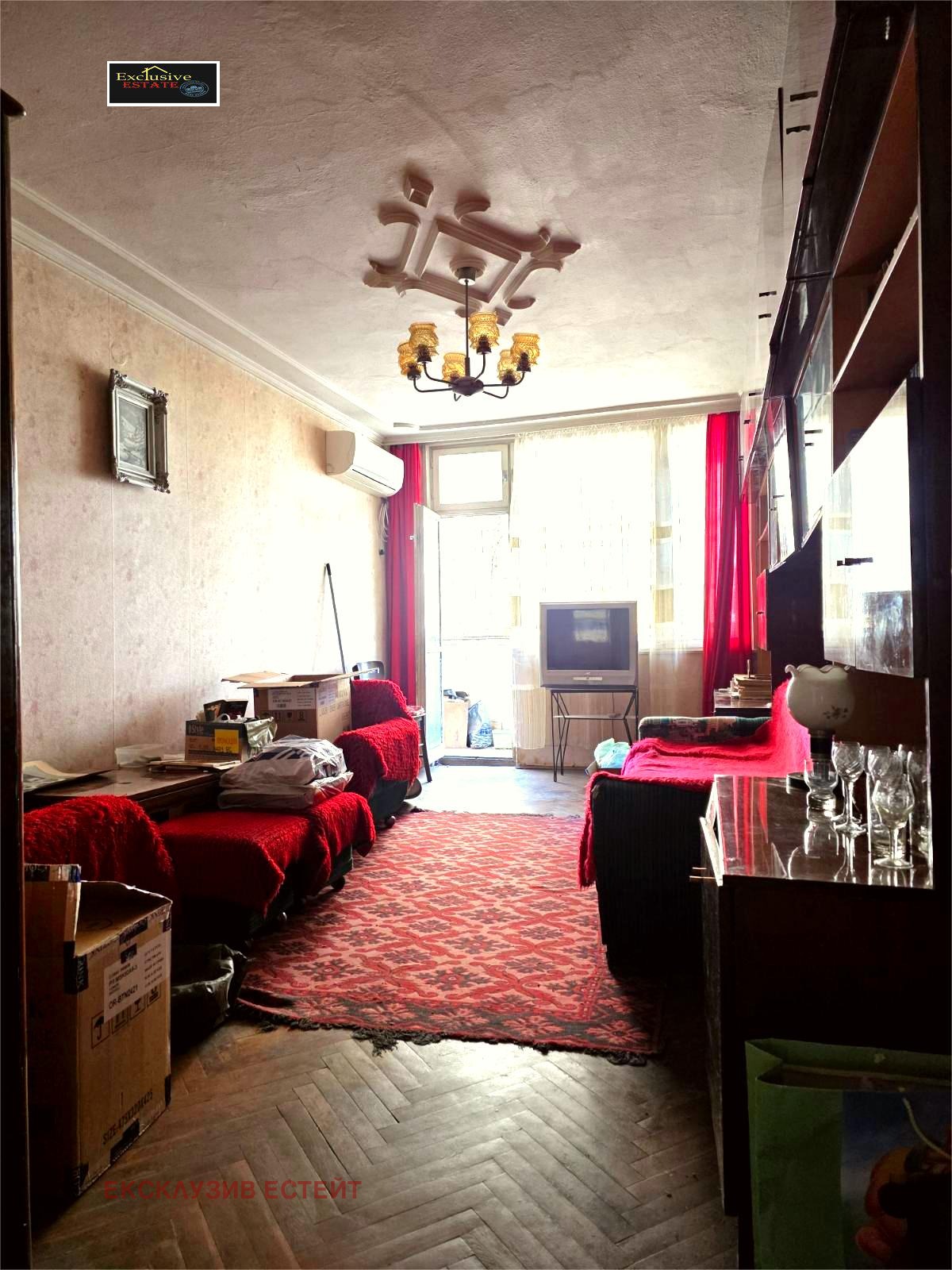 Продава 4-СТАЕН, гр. Варна, Лятно кино Тракия, снимка 1 - Апартаменти - 54930753