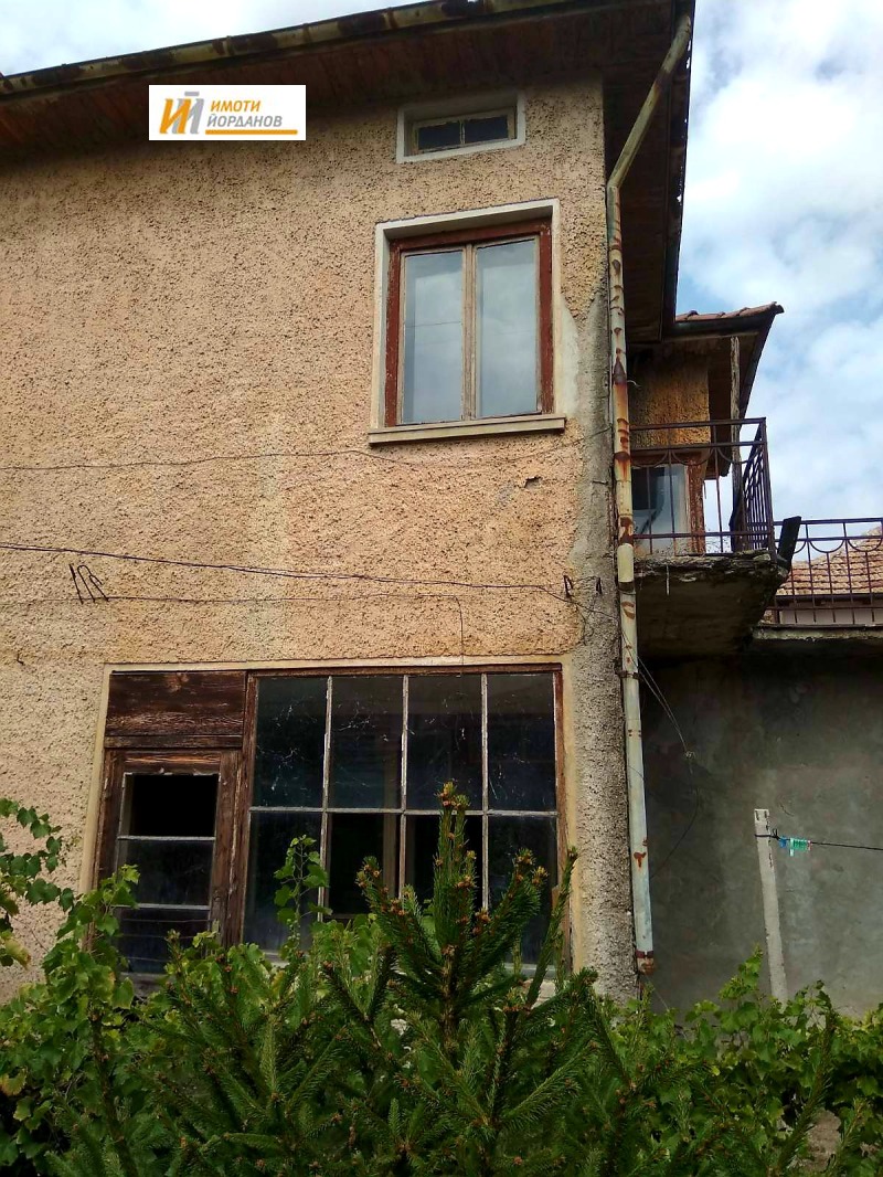 Продава КЪЩА в област Велико Търново, гр. Павликени - 140 кв.м / 46 500 € » 90 946.10 лв., ИМОТИ ЙОРДАНОВ ЕООД