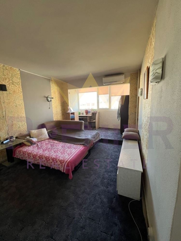 Продава 3-СТАЕН, гр. София, Дървеница, снимка 2 - Апартаменти - 55935826