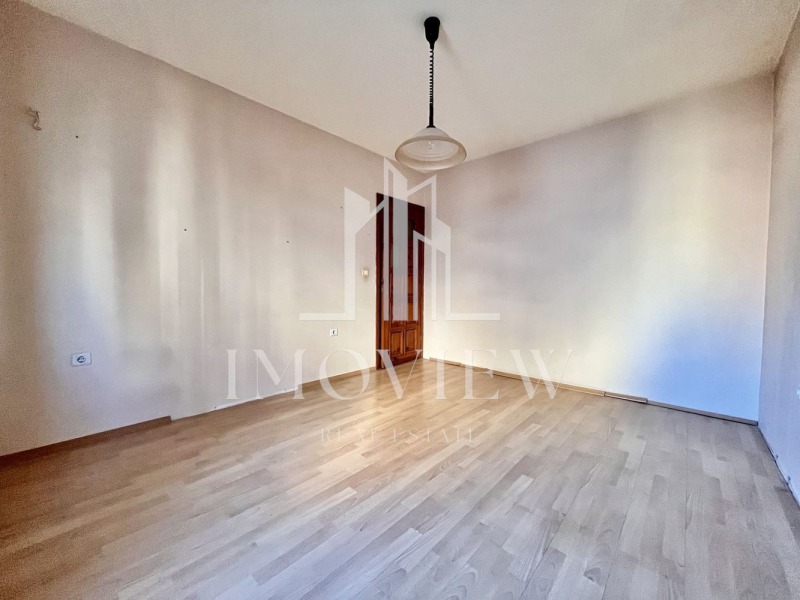 Продава  4-стаен град Варна , Център , 121 кв.м | 76804579 - изображение [7]