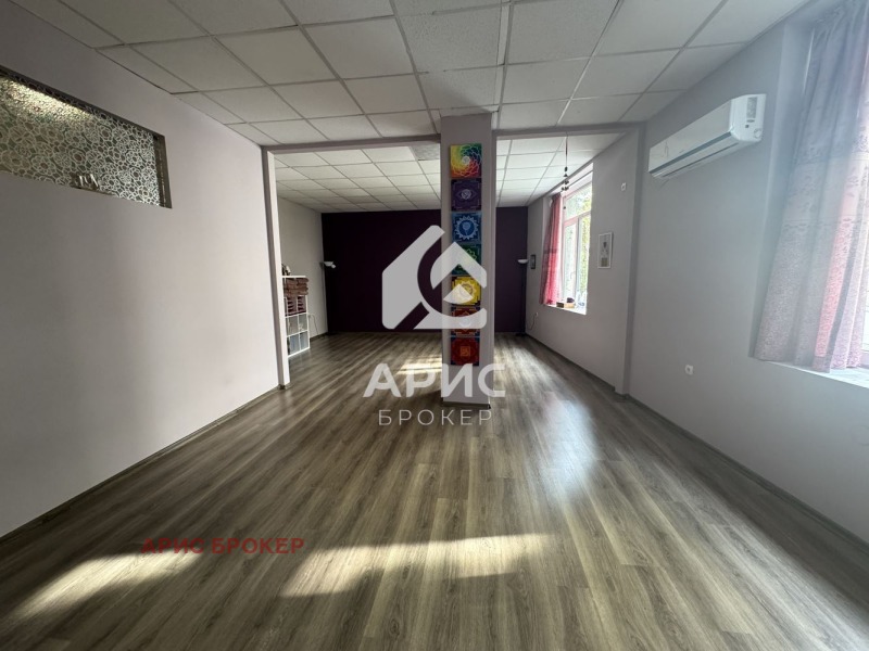 Na sprzedaż  Biuro Plowdiw , Centar , 898 mkw | 73840368 - obraz [2]