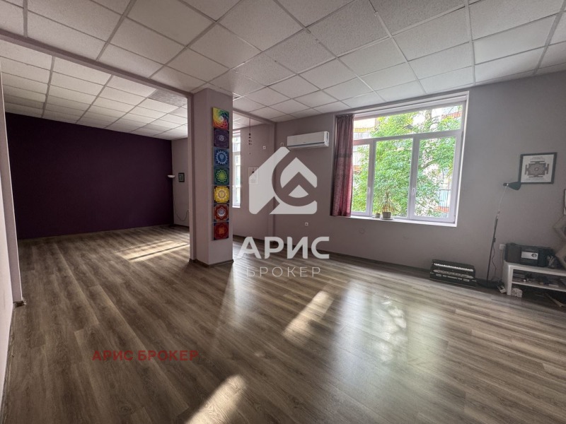 Na sprzedaż  Biuro Plowdiw , Centar , 898 mkw | 73840368 - obraz [3]