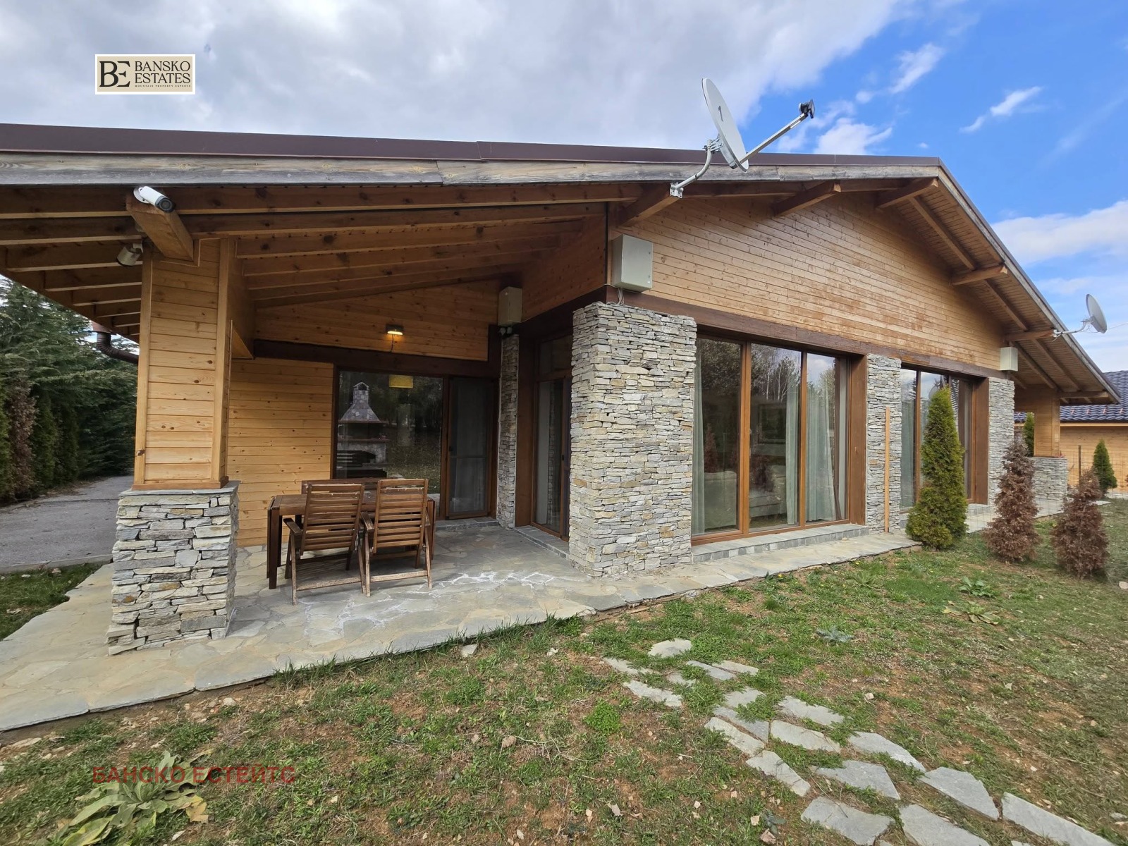 Продава КЪЩА, гр. Банско, област Благоевград