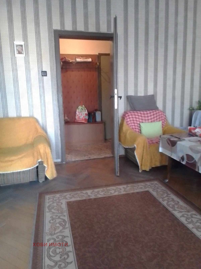Προς πώληση  2 υπνοδωμάτια Πλοβδηβ , Χρηστο Σμηρνενσκη , 65 τ.μ | 91016627 - εικόνα [2]