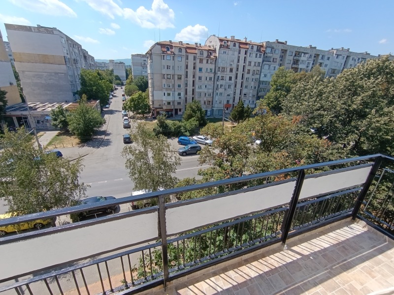 Till salu  2 sovrum Sofia , Ljulin 3 , 87 kvm | 77379495 - bild [2]