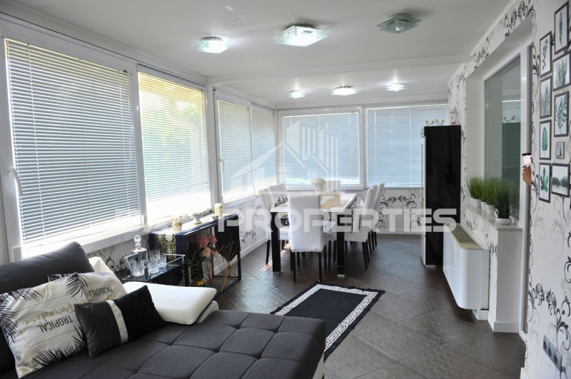 Eladó  Ház Sofia , Bankja , 160 négyzetméter | 20897992 - kép [3]