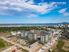 Продава 2-стаен град Бургас Изгрев - [1] 