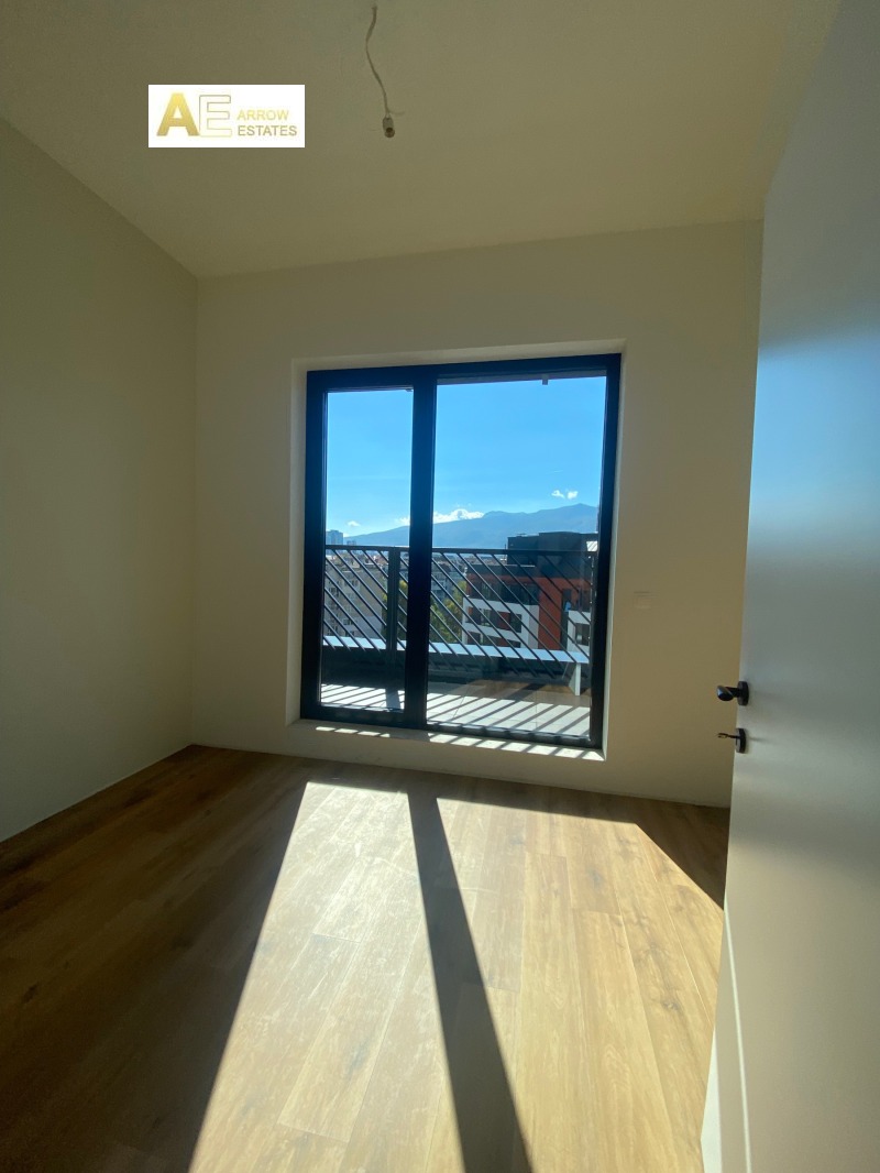 Na prodej  1 ložnice Sofia , Centar , 80 m2 | 30224230 - obraz [2]