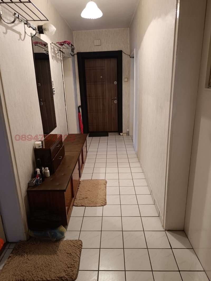 Продава 3-СТАЕН, гр. Перник, Рено, снимка 5 - Апартаменти - 53491745