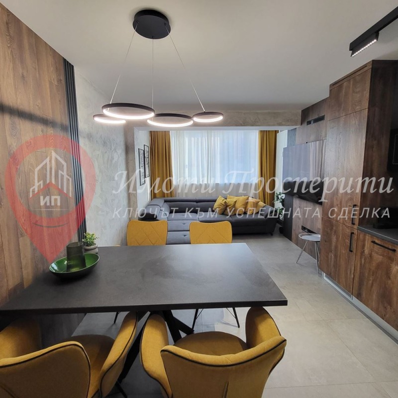 Продава 4-СТАЕН, град Перник, Изток • 250000 € / 488957.50 лв. • 13299798 1